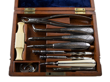 Load image into Gallery viewer, Boxed Dental Set