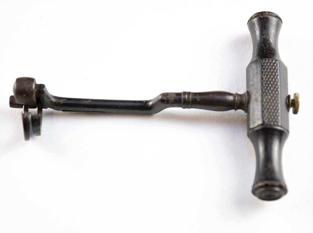 Double Claw Tooth Key